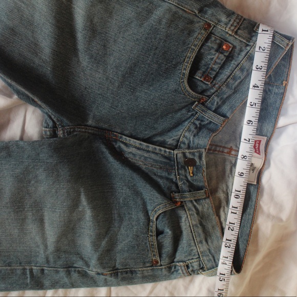 vintage medium wash 550 levi jeans😍 - Picture 7 of 9